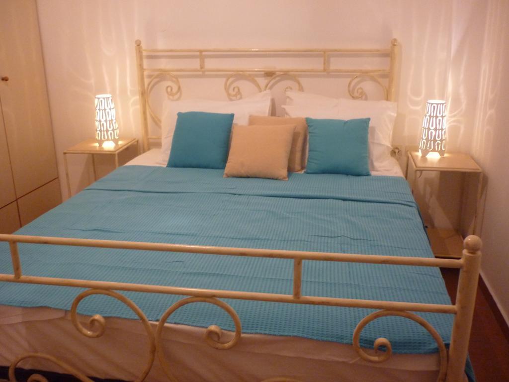 Villa Aelia Santorini Vóthon Quarto foto